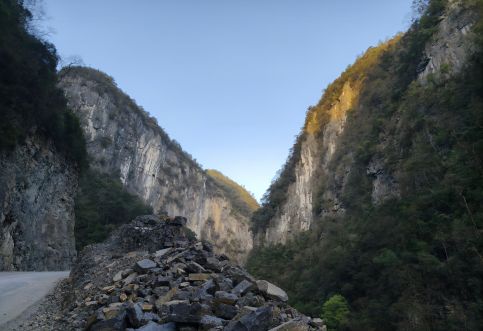 高邊坡地災(zāi)評(píng)估，高邊坡施工安全風(fēng)險(xiǎn)評(píng)價(jià)