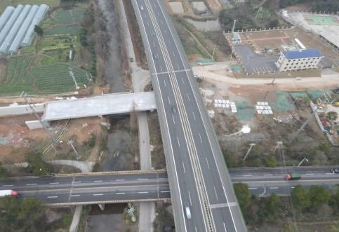 跨越高速公路施工許可，涉路安評關鍵要點大揭秘
