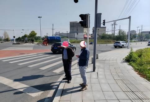 當(dāng)前公路附屬設(shè)施質(zhì)量問題主要集中在哪些方面？如何利用安全技術(shù)評價來解決？